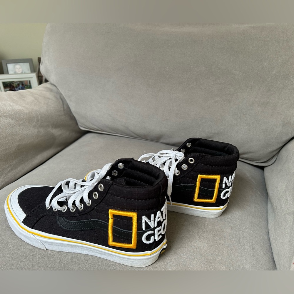 Woman’s high top Van’s National Geographic